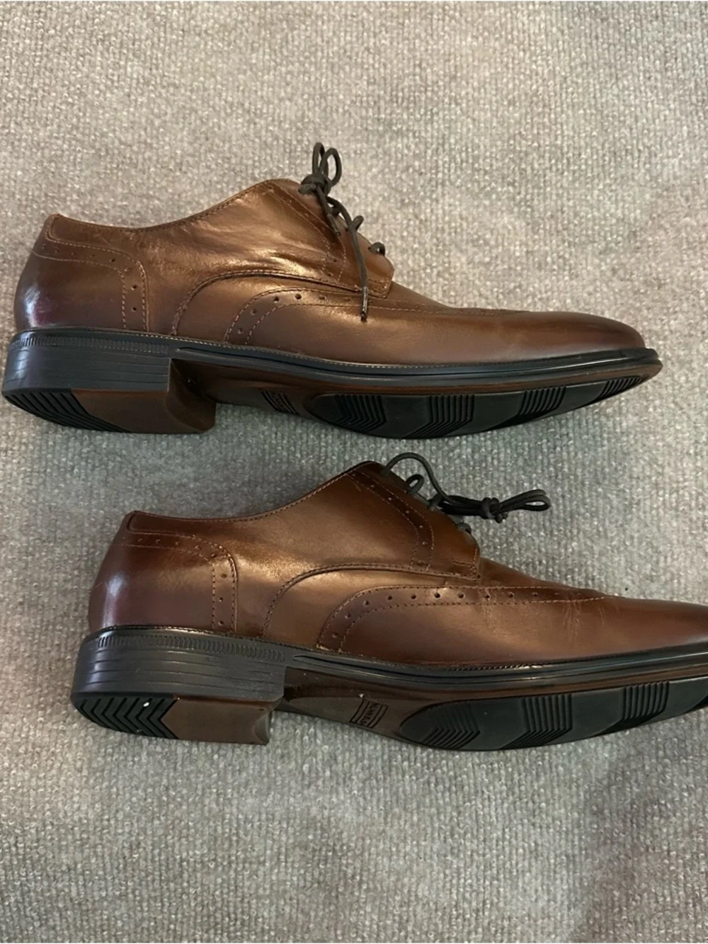 Shoes Men's Brown Leather Wingtip Oxfords Excellent Condition